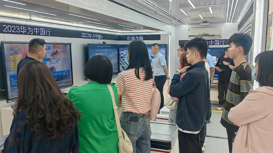 巡展拓市場 | 向下扎根，向外生長